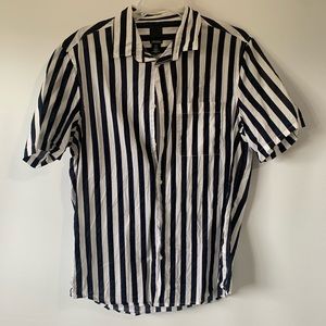 Black and white Mens Buttoned Down Short Sleve
